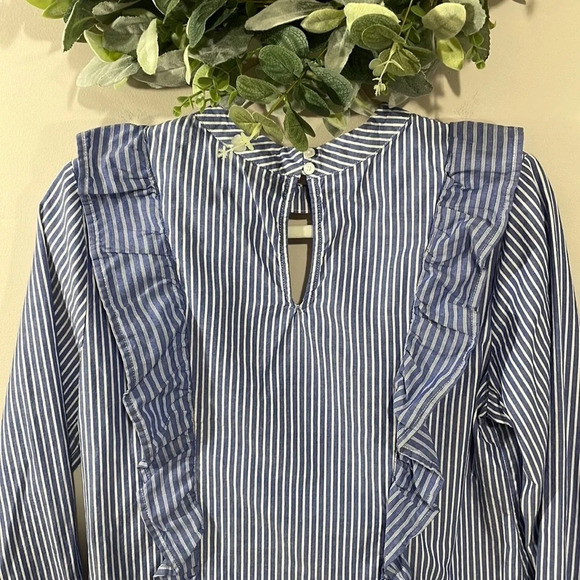 Mossimo Supply Co. ruffled striped long sleeve top blue and white L - Picture 6 of 16